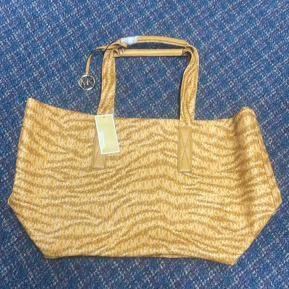 NWT Michael Kors “The Michael Bag” Large Tote in Marigold